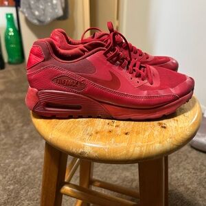 Vintage Nike air max 90s “triple red” 2019 size 8